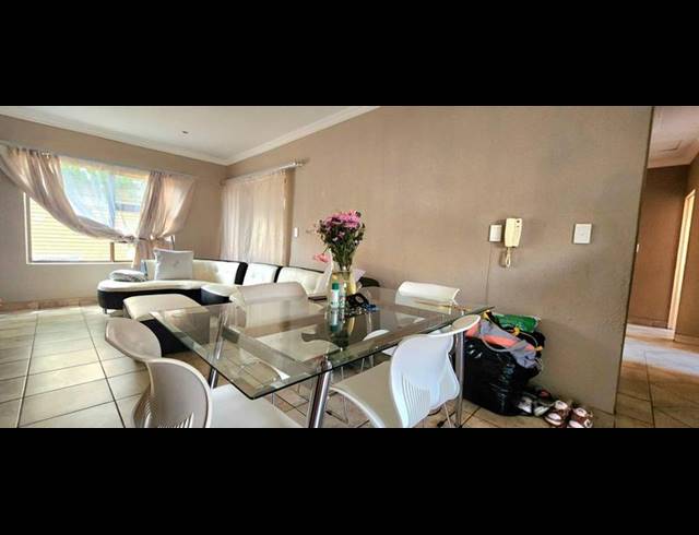 3 BEDROOM HOUSE FOR SALE IN RACEVIEW